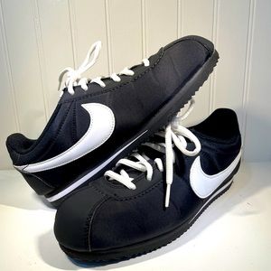 Nike Cortez 7Y Shoes